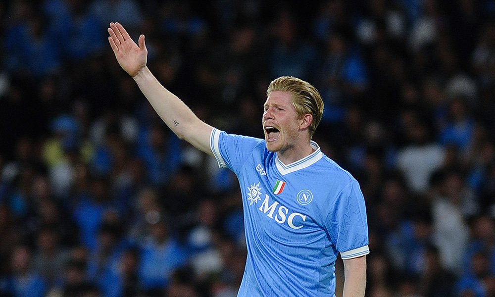 Il Napoli ribalta il Lecce e si prende i tre punti