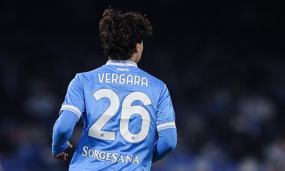 Napoli, tegola Vergara: calciatore fuori due mesi