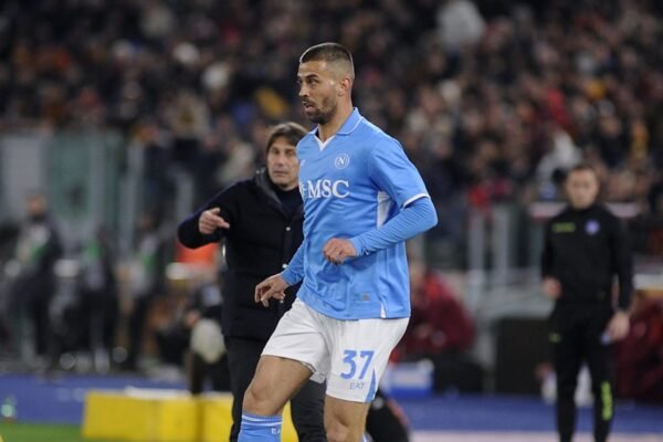 Napoli, ufficiale il rinnovo di Spinazzola fino al 2028